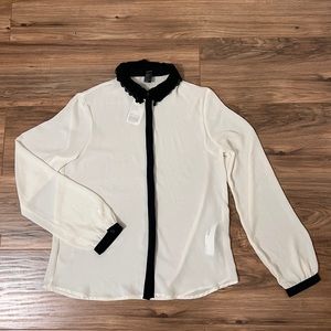 Forever 21 longsleeve shirt